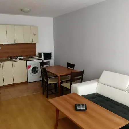 Apartament Yassen Vip
