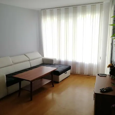 Yassen Vip Apartament