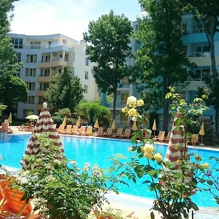 Yassen Vip Апартаменты